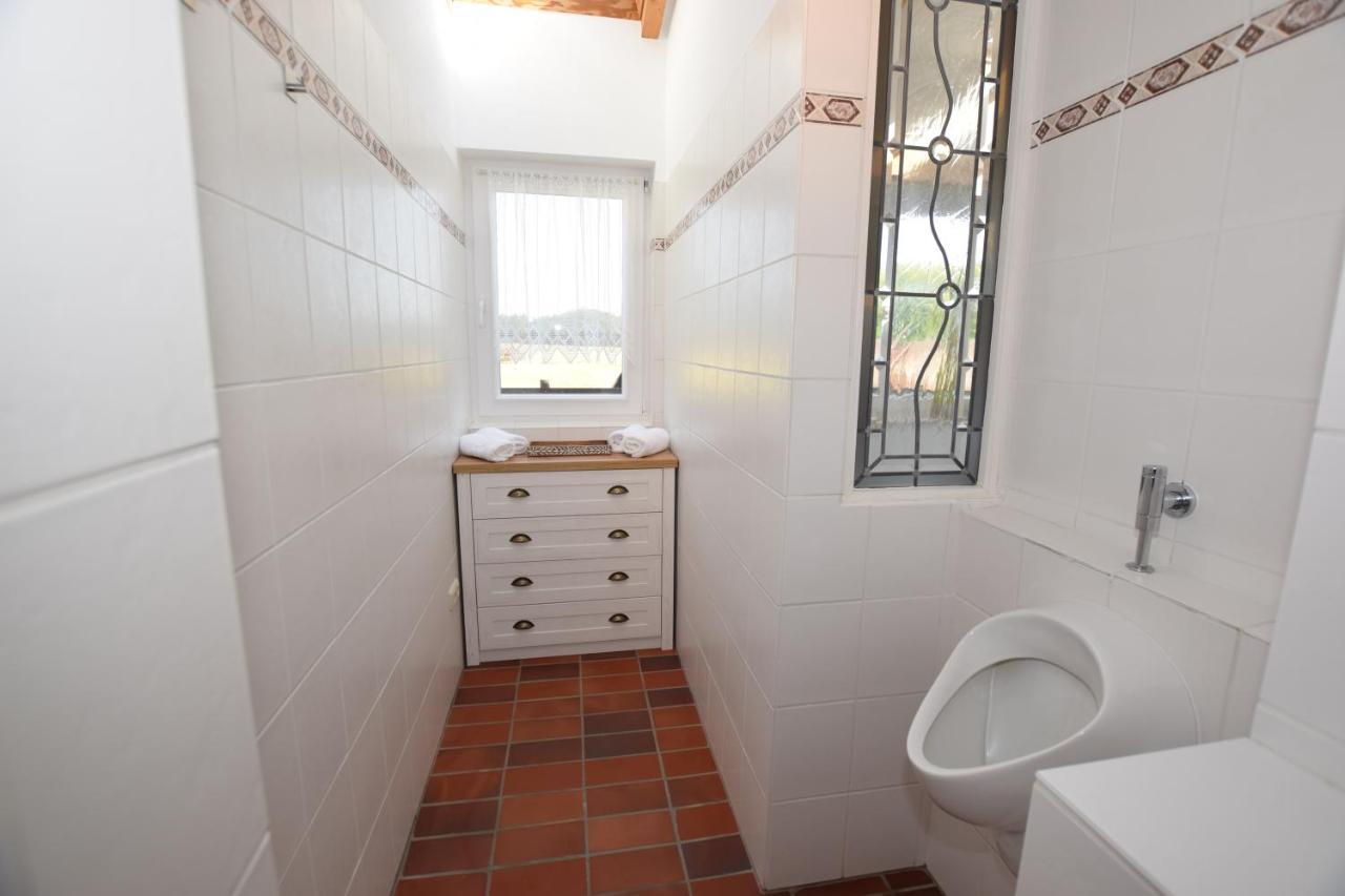 Landhaus Hideaway Mit Aussenpool, Sauna Und Kamin Bosau Zewnętrze zdjęcie