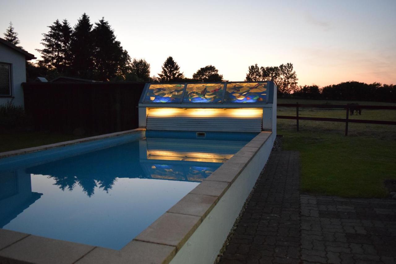 Landhaus Hideaway Mit Aussenpool, Sauna Und Kamin Bosau Zewnętrze zdjęcie