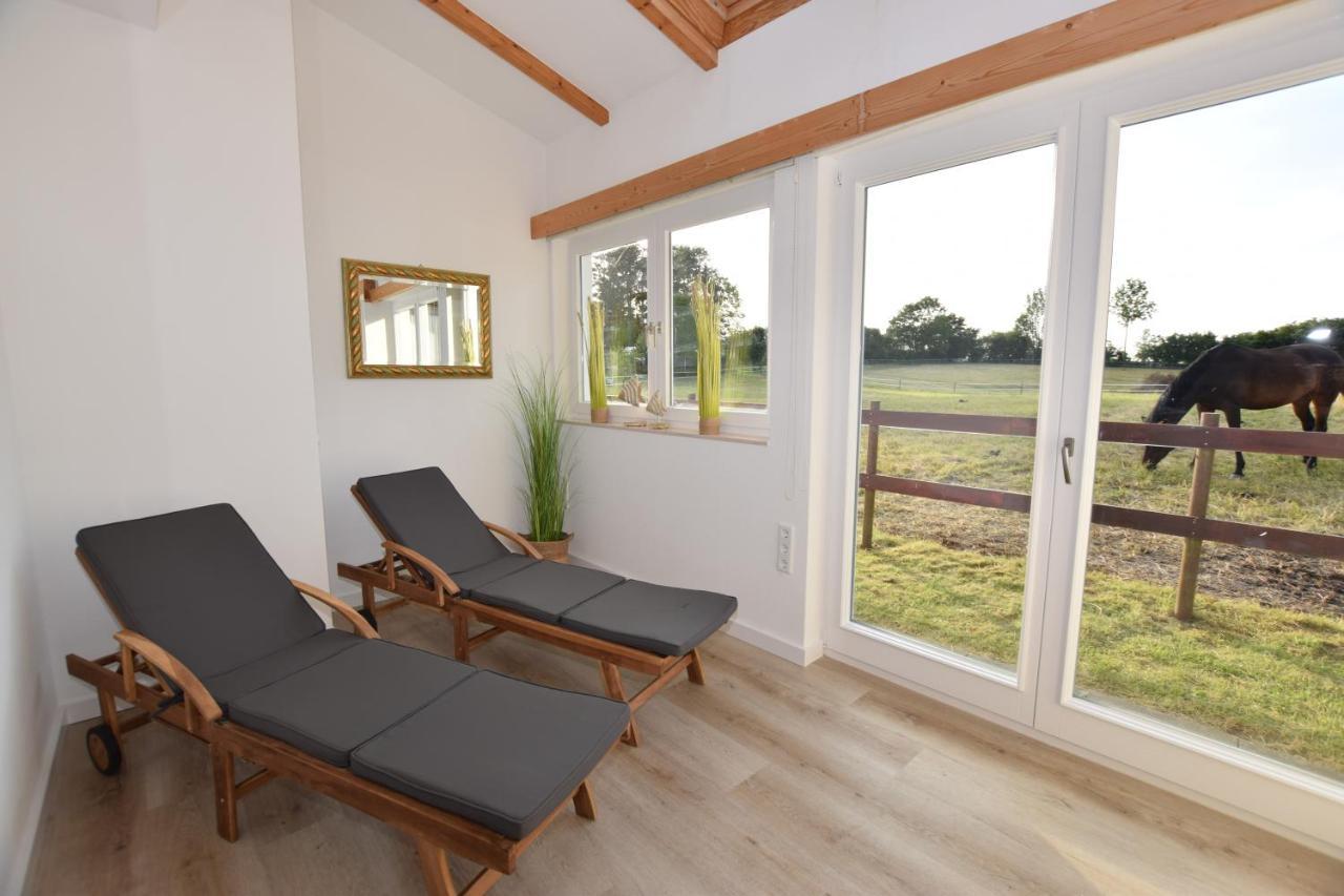 Landhaus Hideaway Mit Aussenpool, Sauna Und Kamin Bosau Zewnętrze zdjęcie